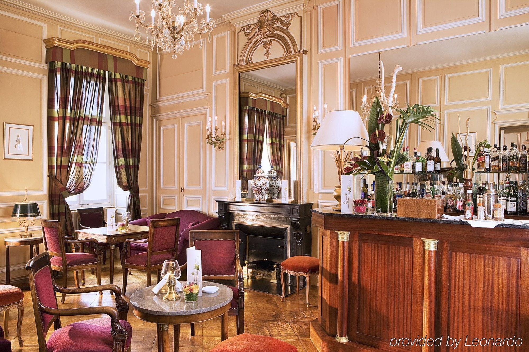 Chateau De Divonne 레스토랑 사진